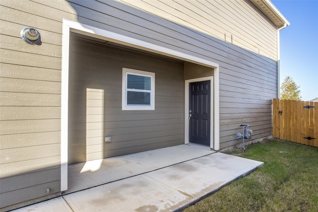 308 Stone Court - Photo 2
