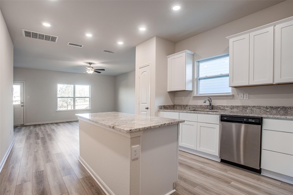 308 Stone Court - Photo 3