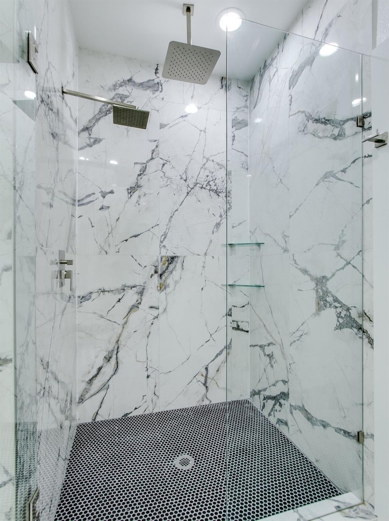 708 W 9th Street - Photo 19