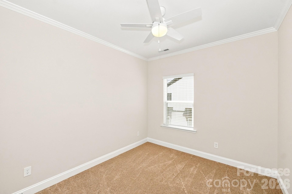 105 Goodson Place - Photo 18