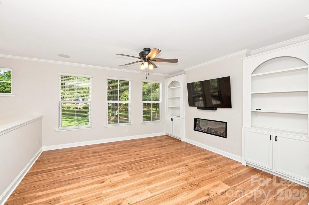 105 Goodson Place - Photo 9