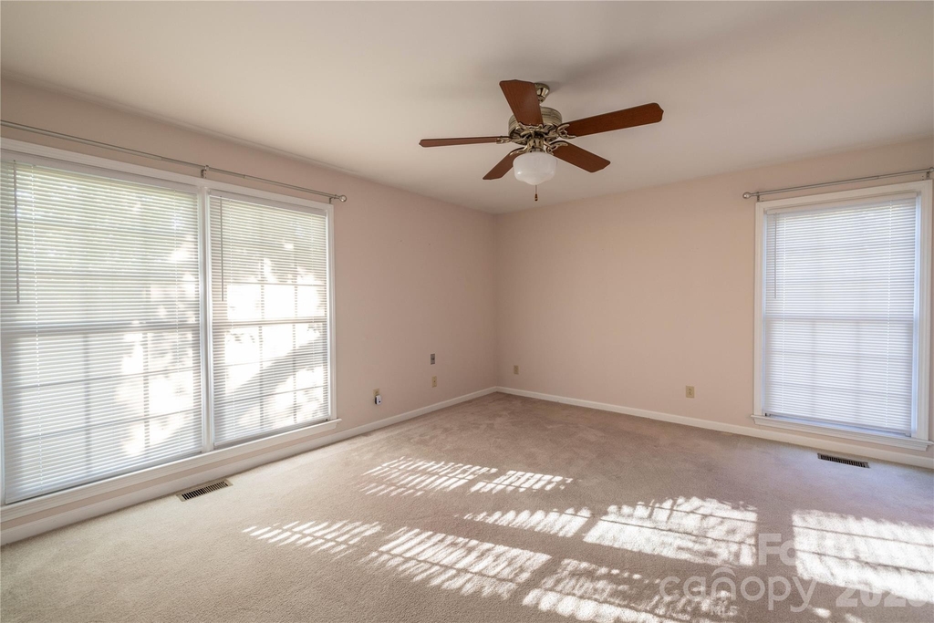 34838 Ellen Road - Photo 28