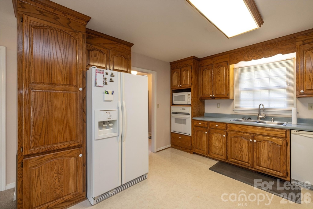 34838 Ellen Road - Photo 16