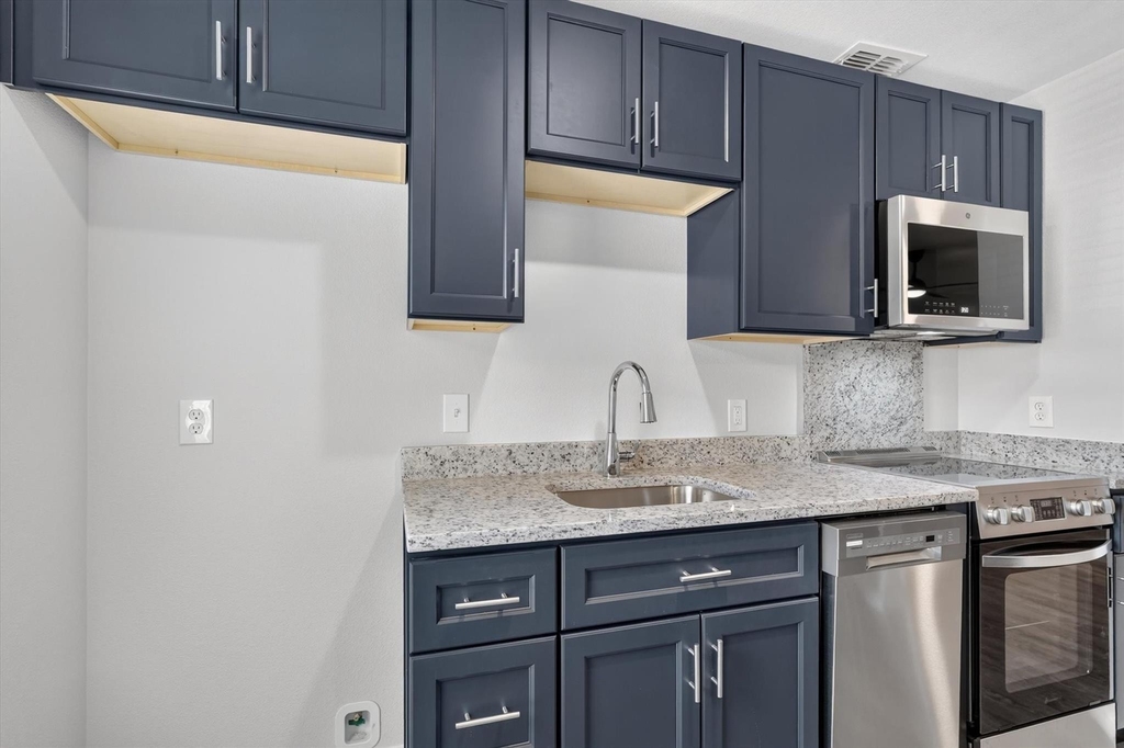 4652 Matilda Street - Photo 25