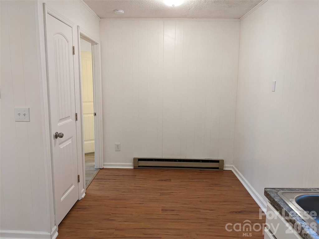 1045 Cleveland Avenue - Photo 4