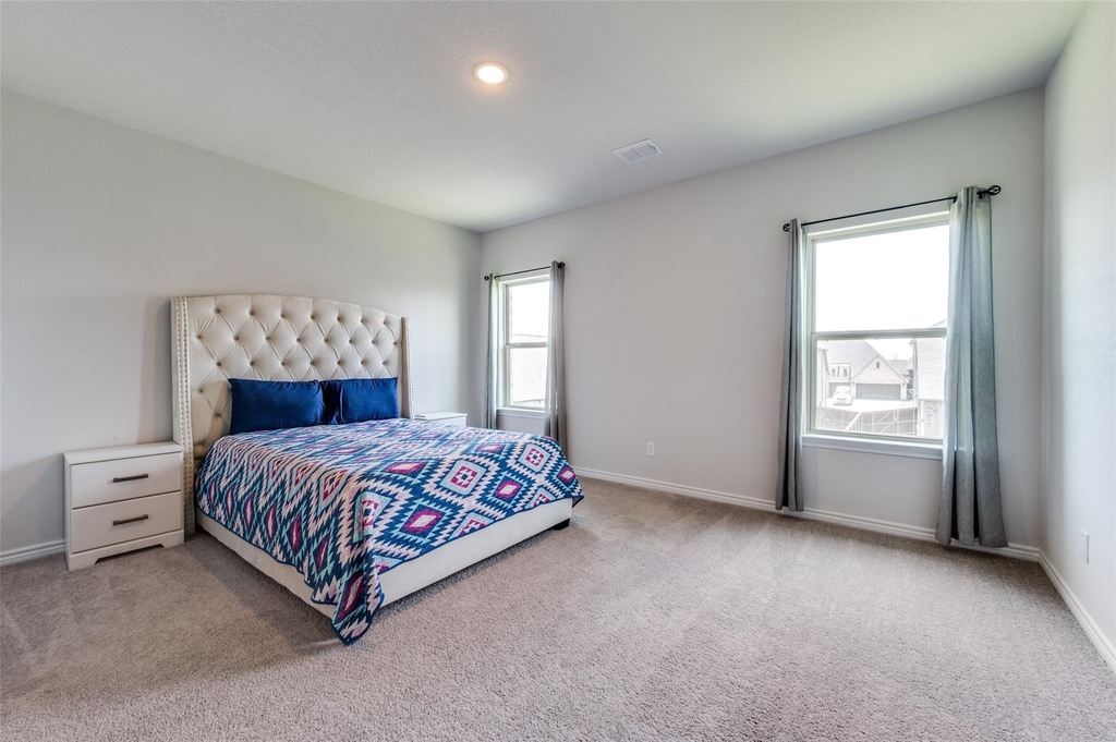 333 Foxthorne Way - Photo 24