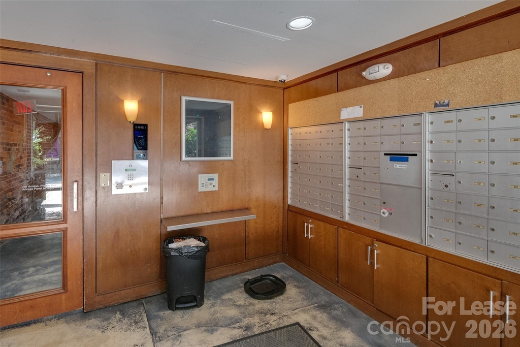 310 Arlington Avenue - Photo 2