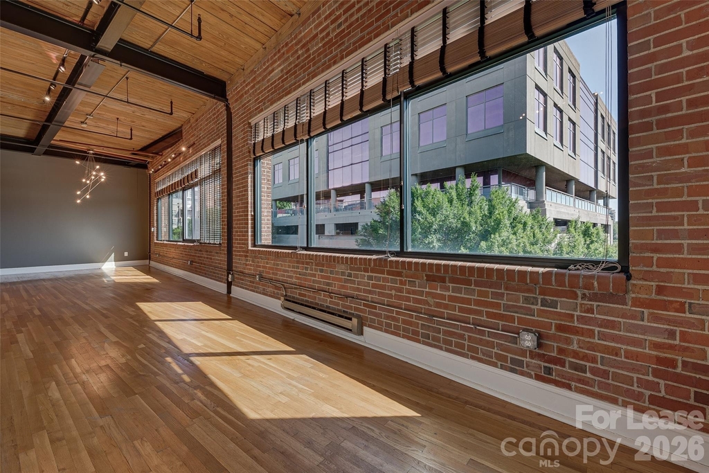 310 Arlington Avenue - Photo 12
