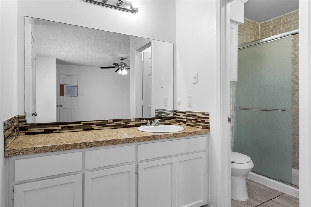 2205 Chase Court - Photo 15