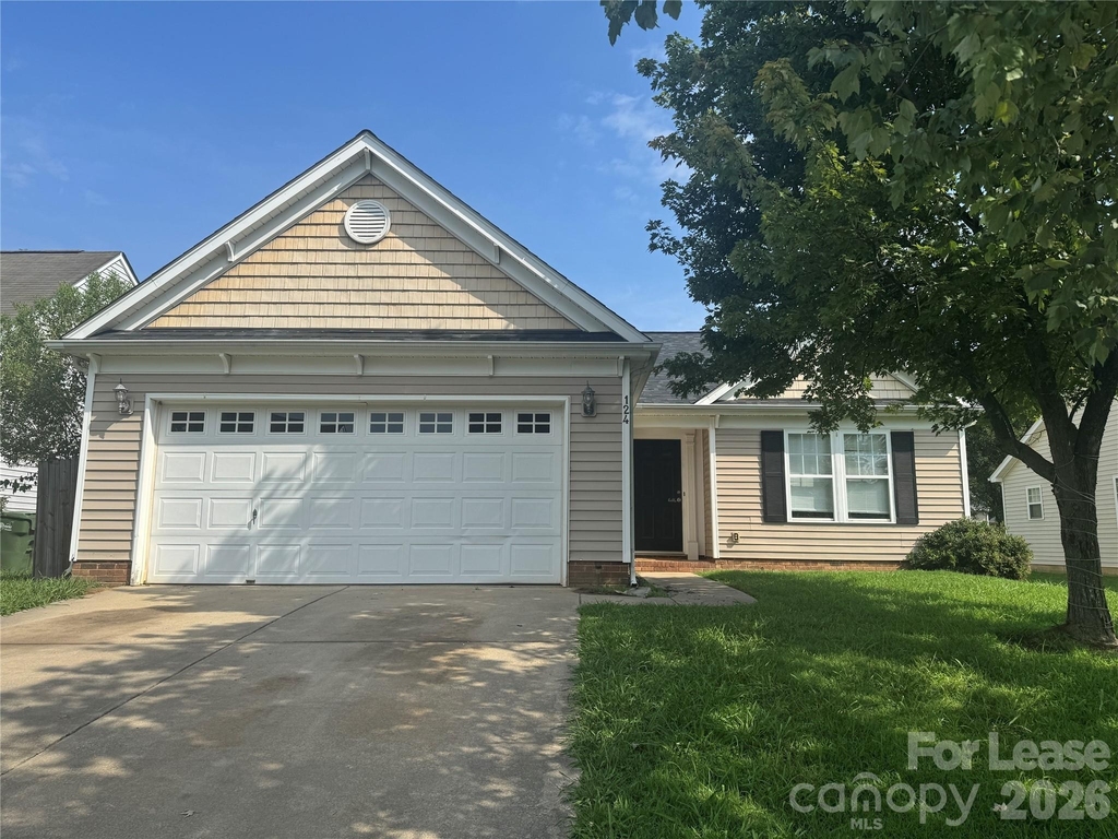 124 Crestwood Drive - Photo 0