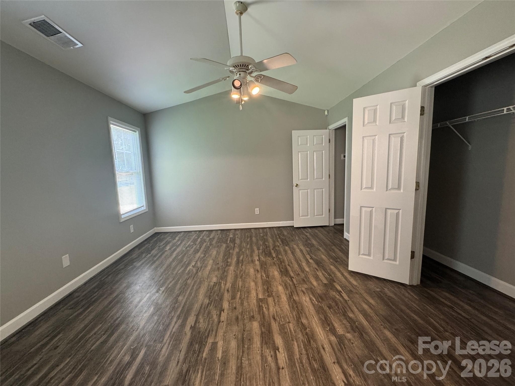 124 Crestwood Drive - Photo 14