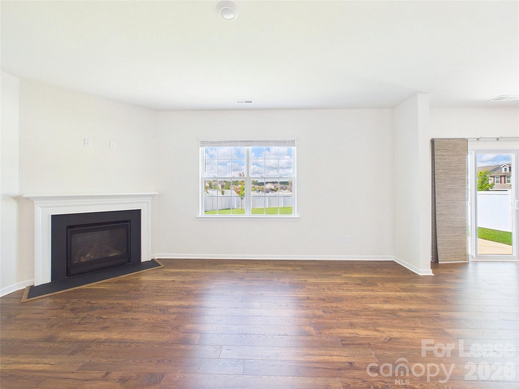 8185 Kennesaw Drive - Photo 6