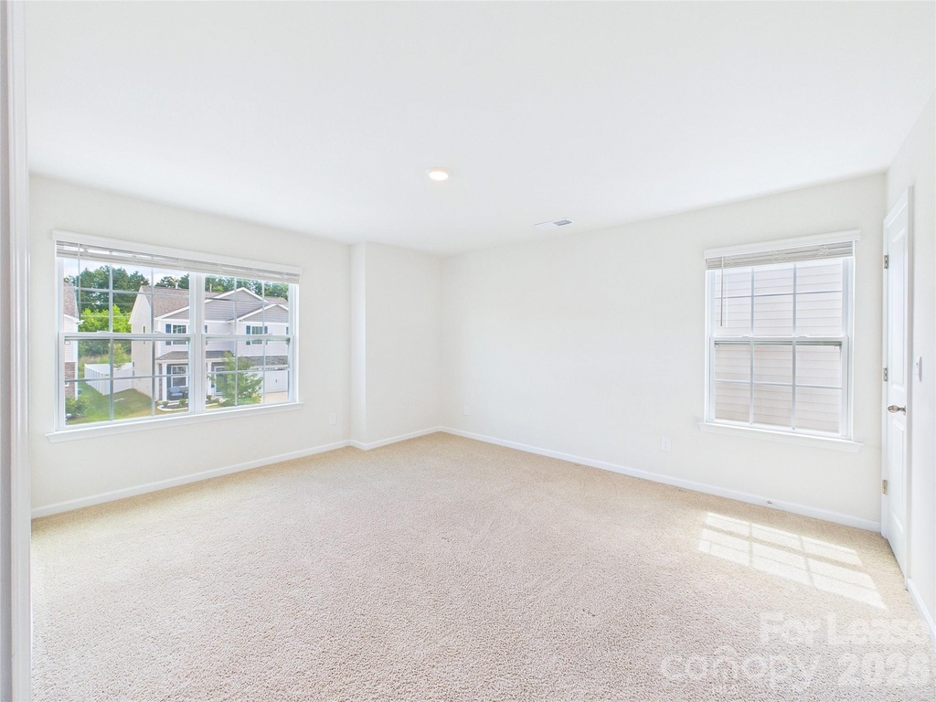 8185 Kennesaw Drive - Photo 15