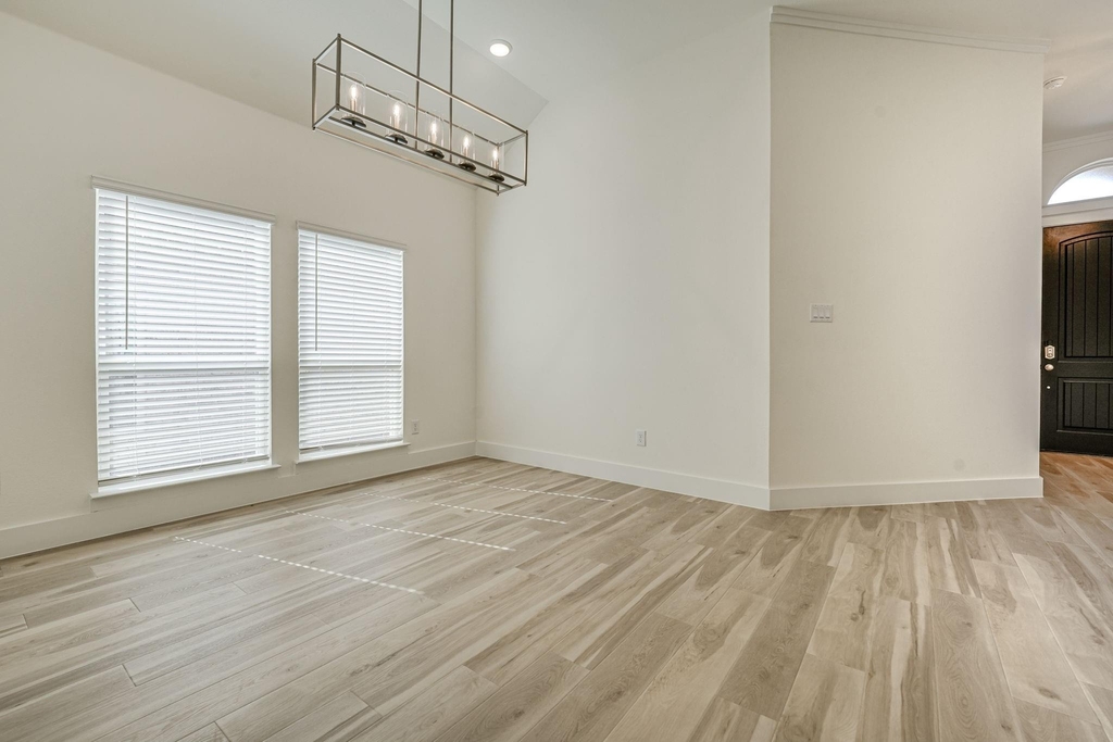 6244 Mulberry Creek Lane - Photo 3