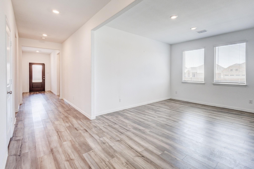 14801 Holster Trail - Photo 5