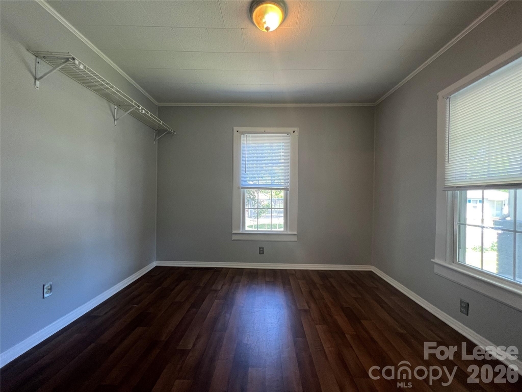 363 Pine Street - Photo 4