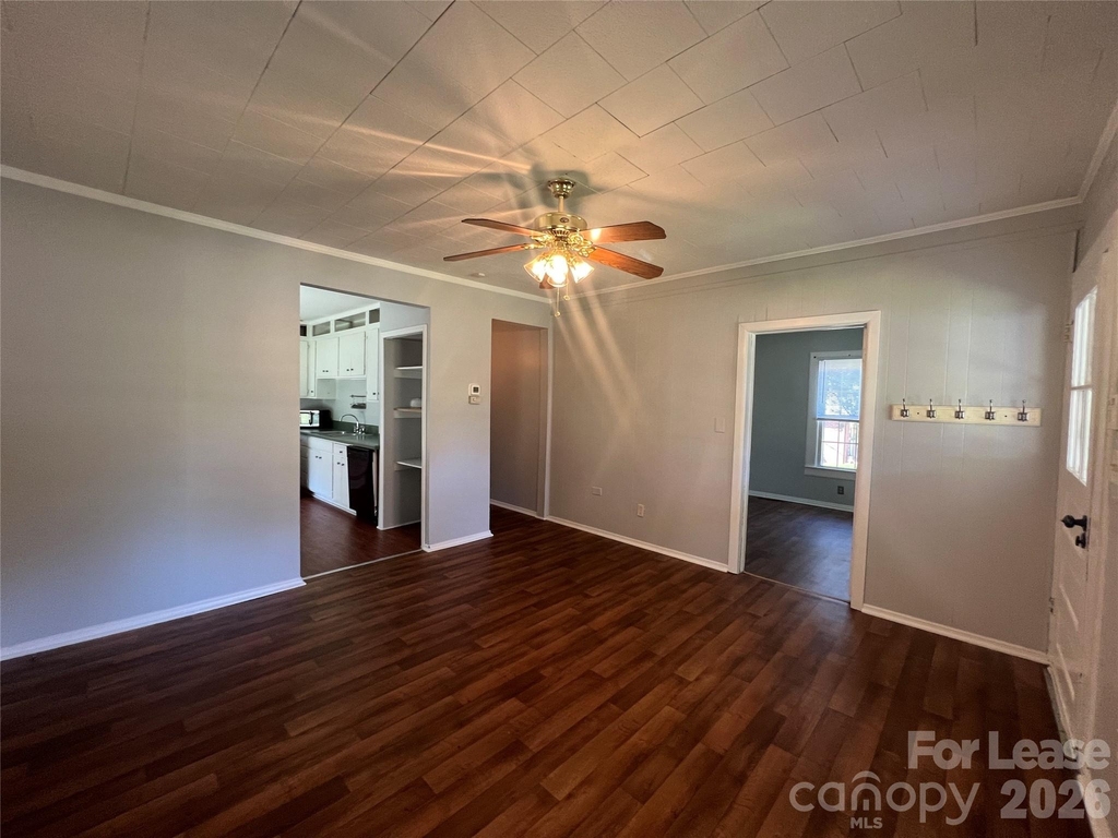 363 Pine Street - Photo 1