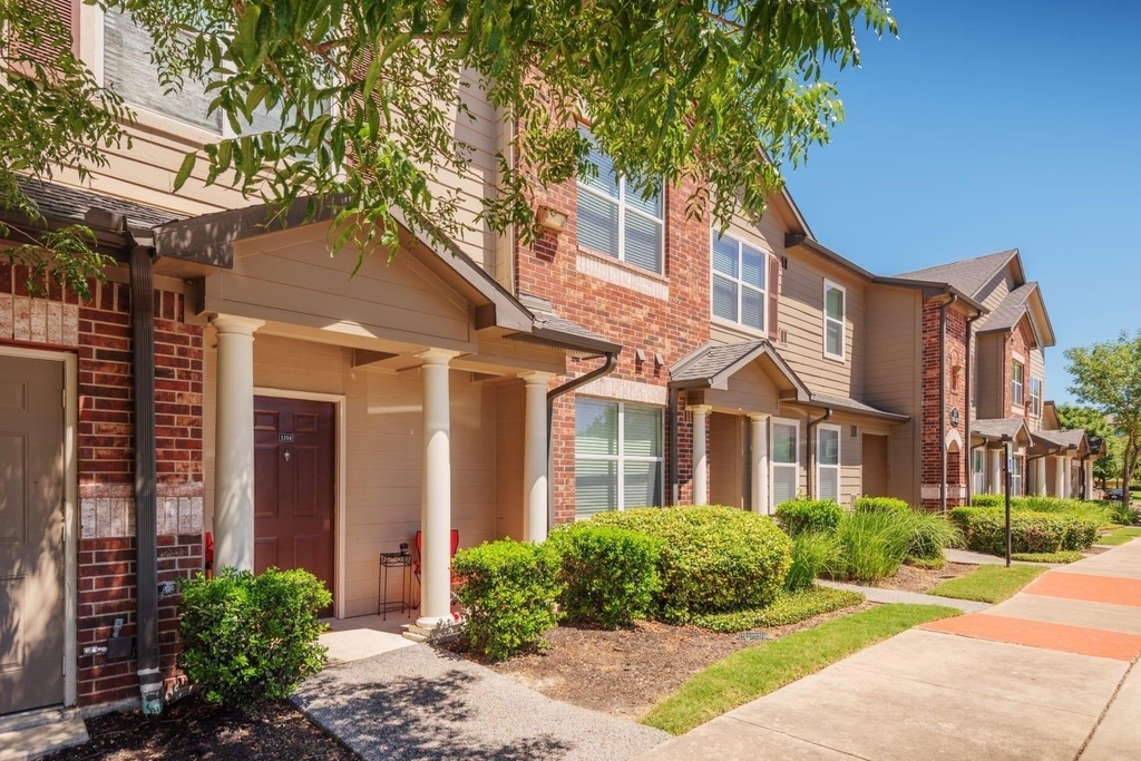 12101 Dessau Road - Photo 5