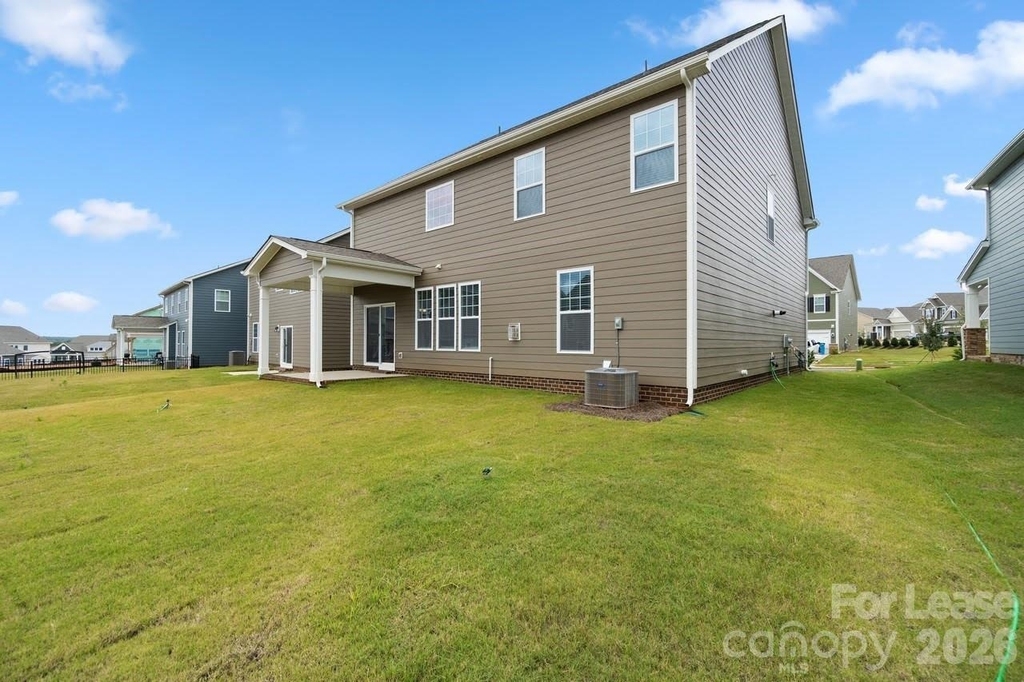 1024 Arbury Way - Photo 29