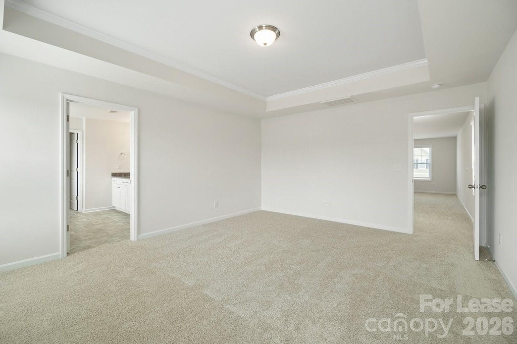 1024 Arbury Way - Photo 16