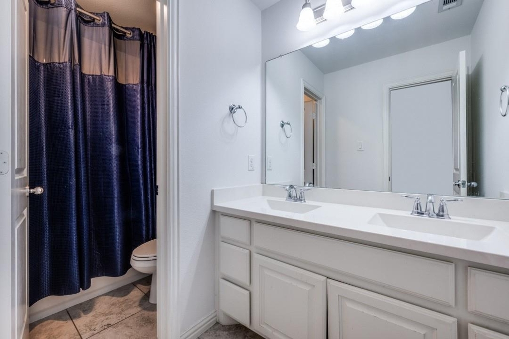 863 Forest Street - Photo 22