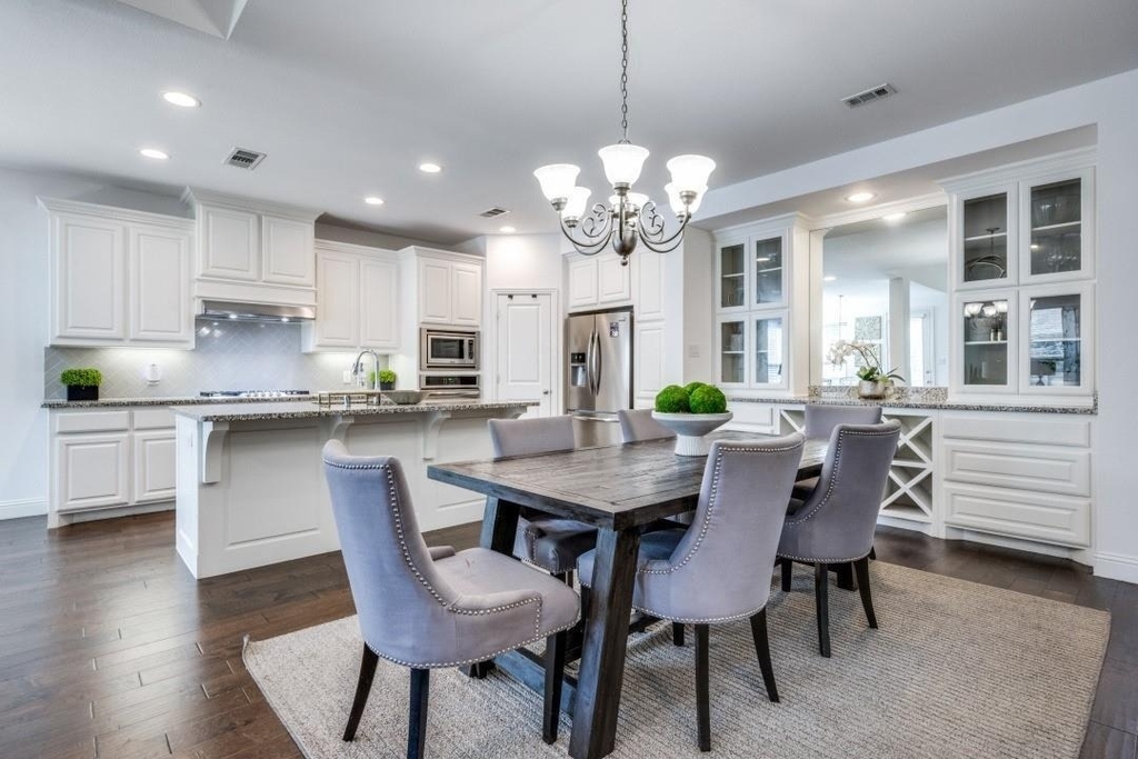 863 Forest Street - Photo 7
