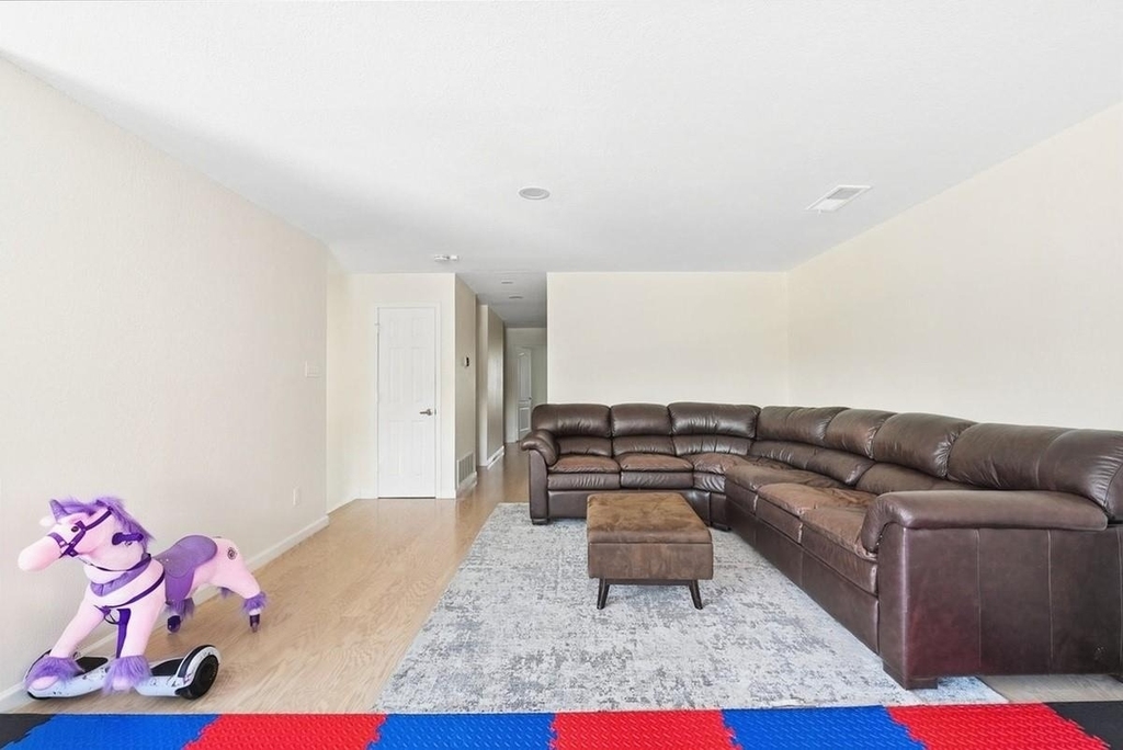 6035 Berry Trail Court - Photo 23