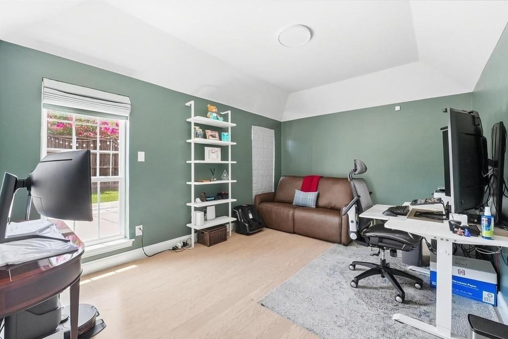 6035 Berry Trail Court - Photo 14