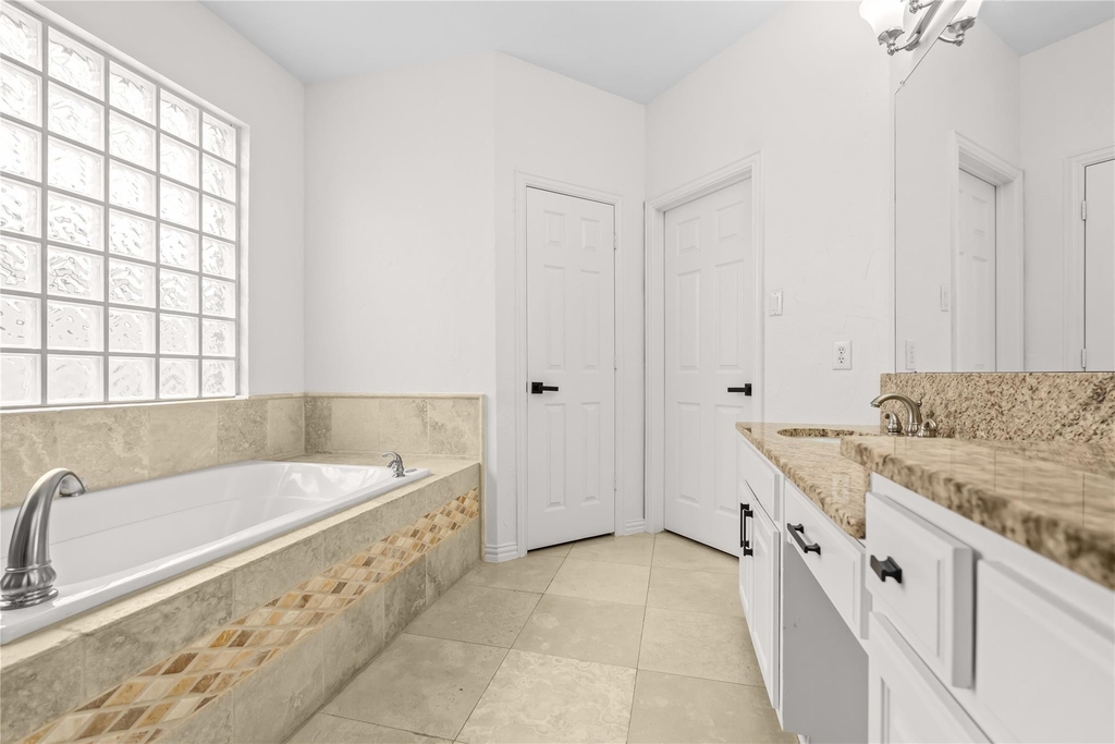 3325 Edwards Drive - Photo 14