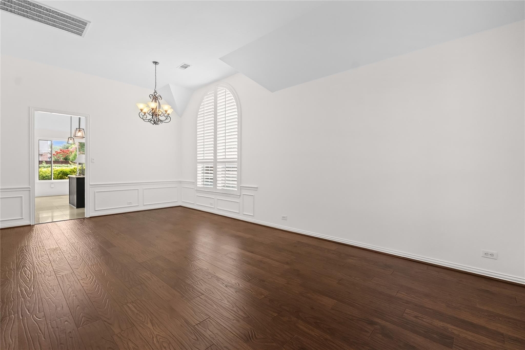 3325 Edwards Drive - Photo 3