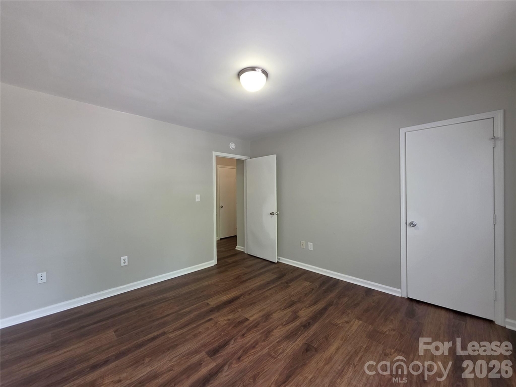268 Southcircle Drive Nw - Photo 11
