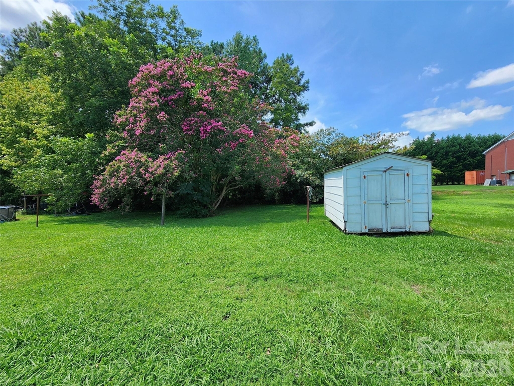 408 Cannon Street - Photo 14