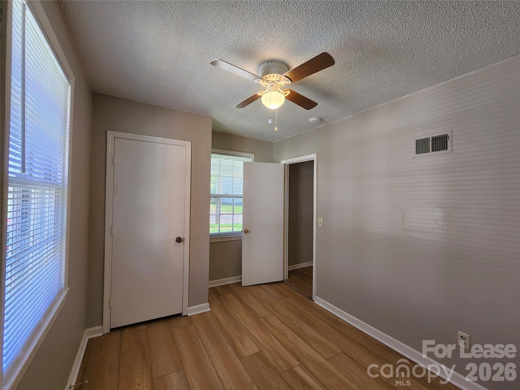 408 Cannon Street - Photo 7