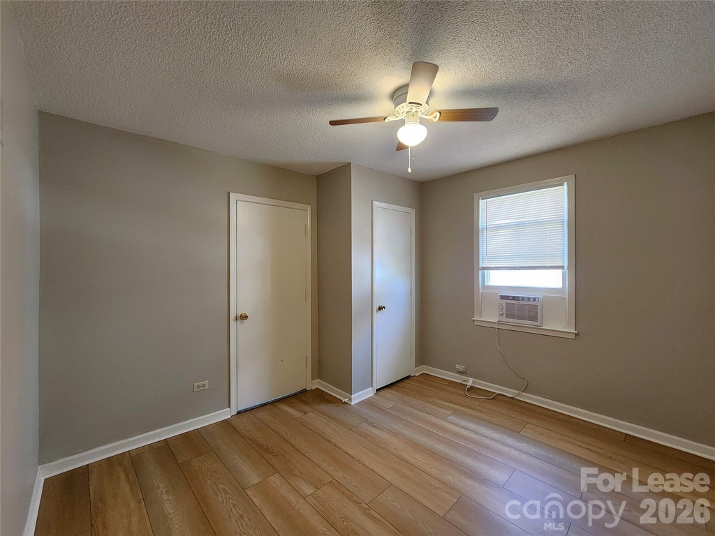 408 Cannon Street - Photo 10
