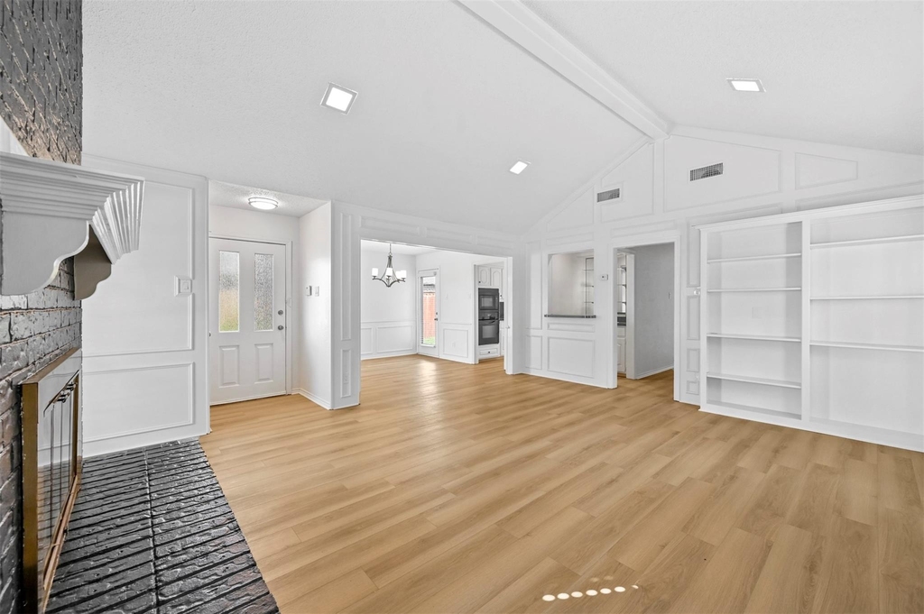 4007 Saint Christopher Lane - Photo 2