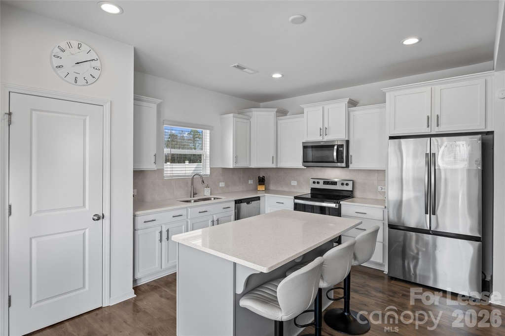 2502 Waverly Drive - Photo 1