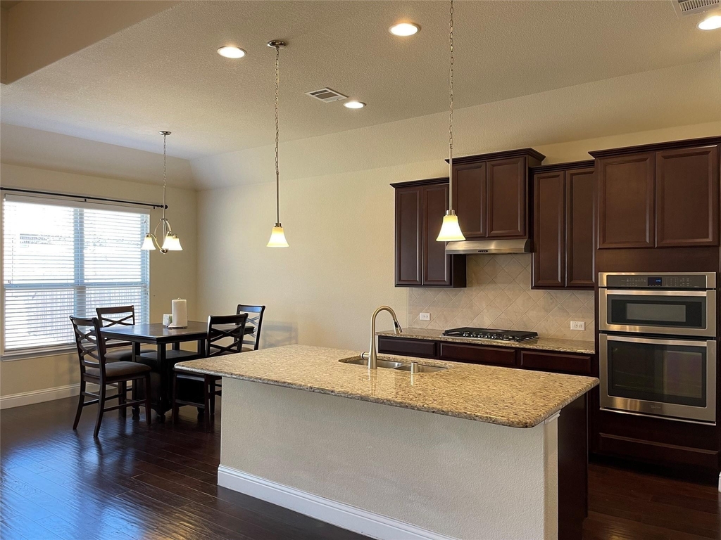 2404 Shenfield Drive - Photo 6
