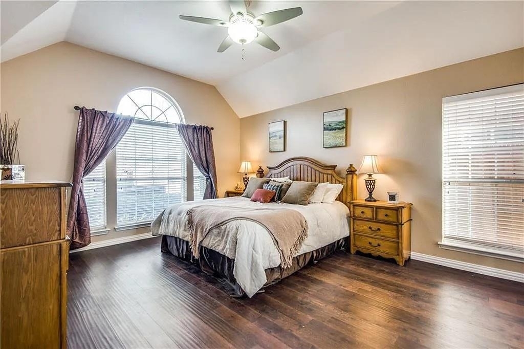 5645 Overland Drive - Photo 6