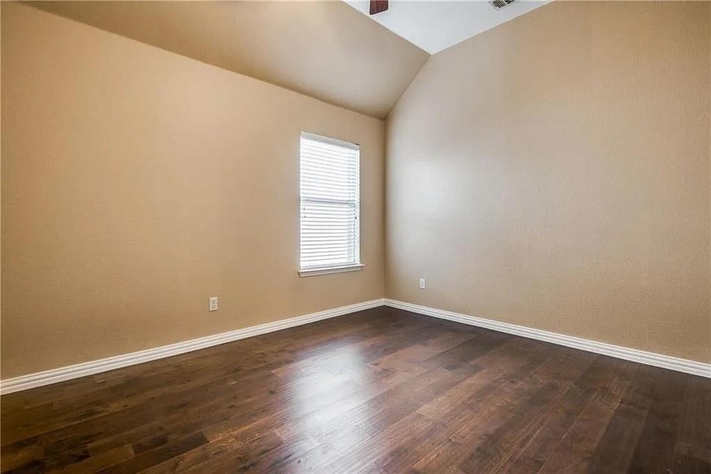 5645 Overland Drive - Photo 10