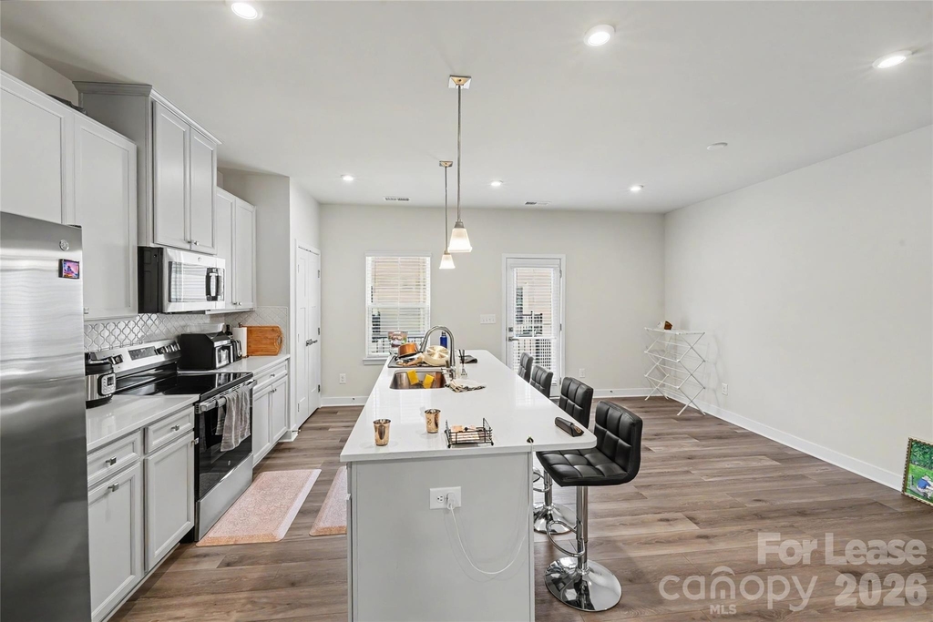 9330 Mallard Mills Drive - Photo 10