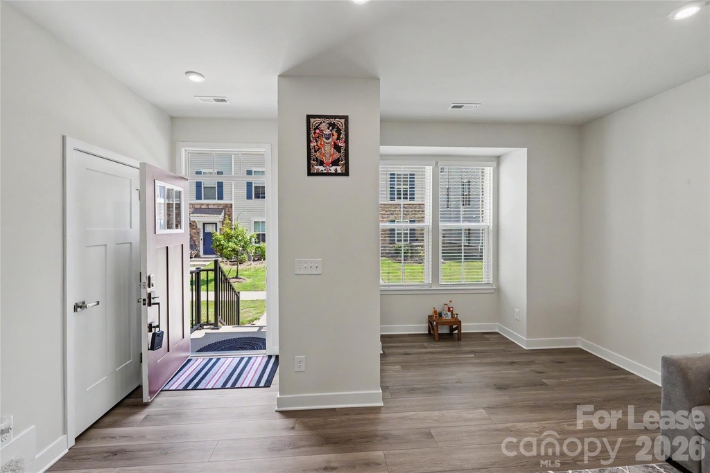 9330 Mallard Mills Drive - Photo 7