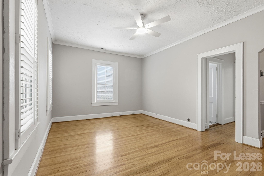 2112 Crescent Avenue - Photo 8