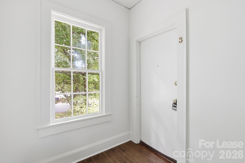 2112 Crescent Avenue - Photo 7