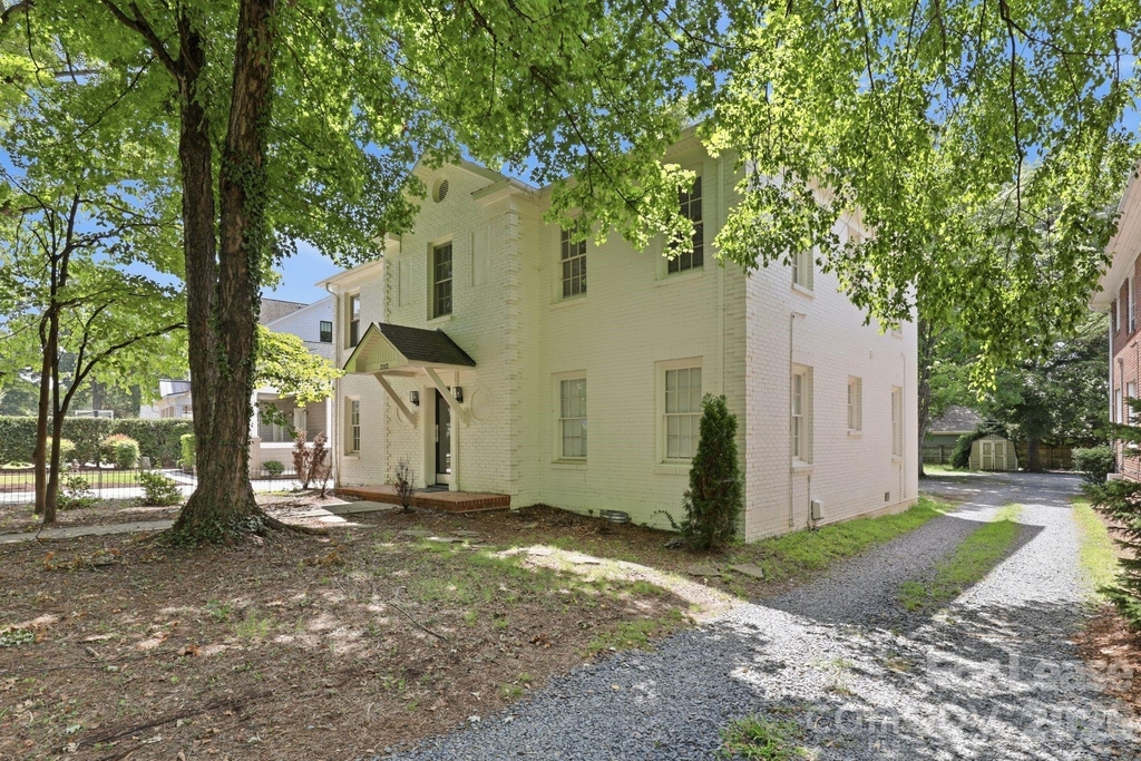 2112 Crescent Avenue - Photo 3