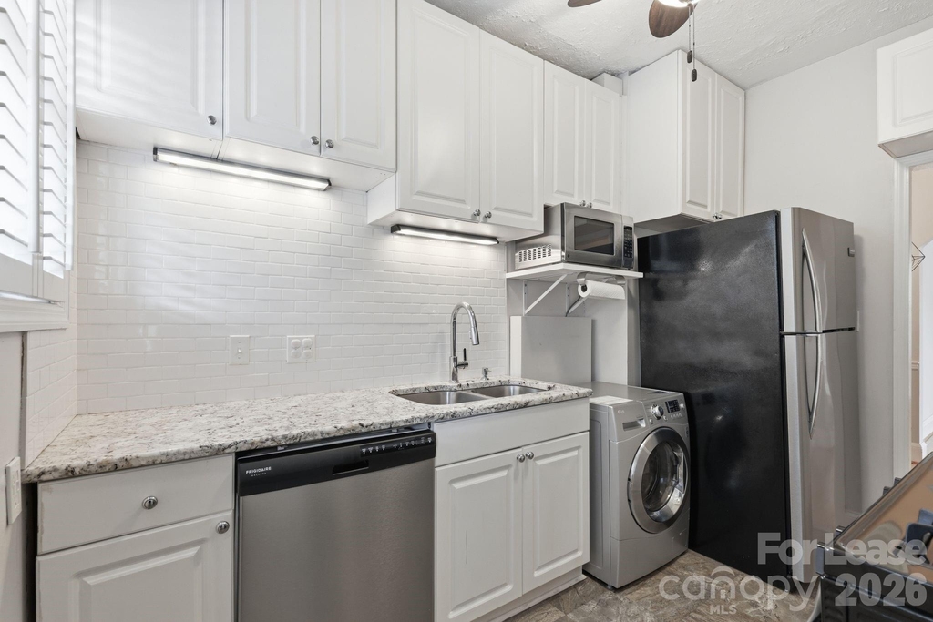 2112 Crescent Avenue - Photo 14