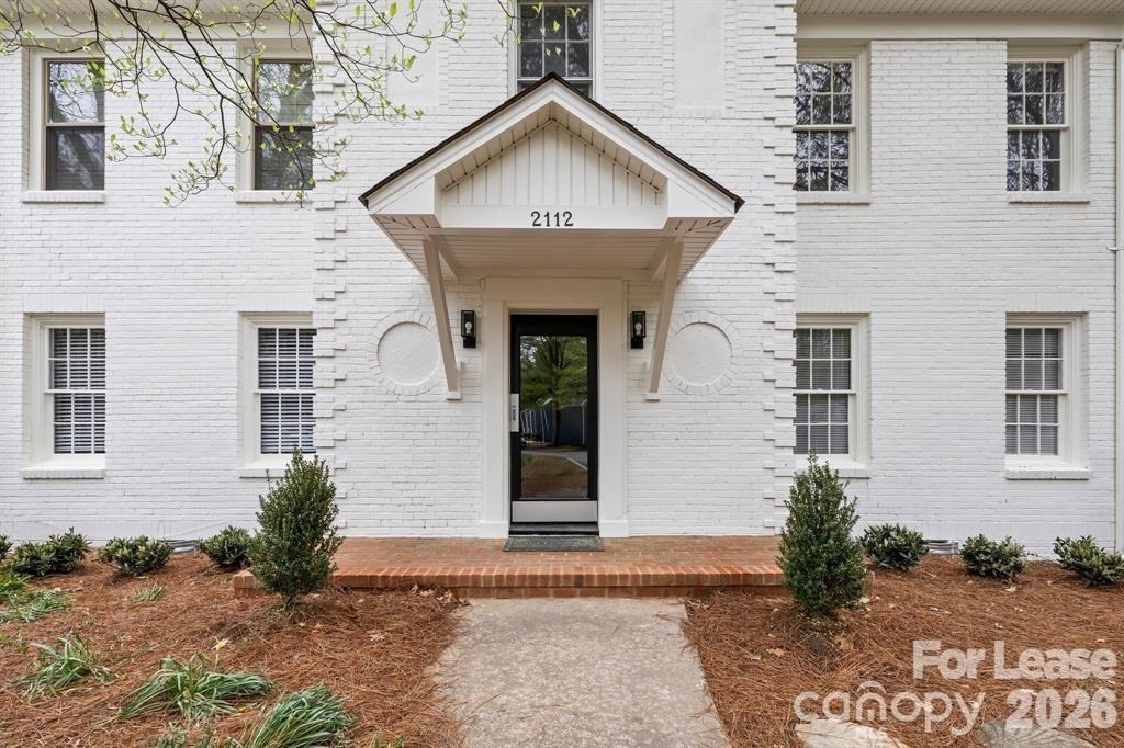2112 Crescent Avenue - Photo 2