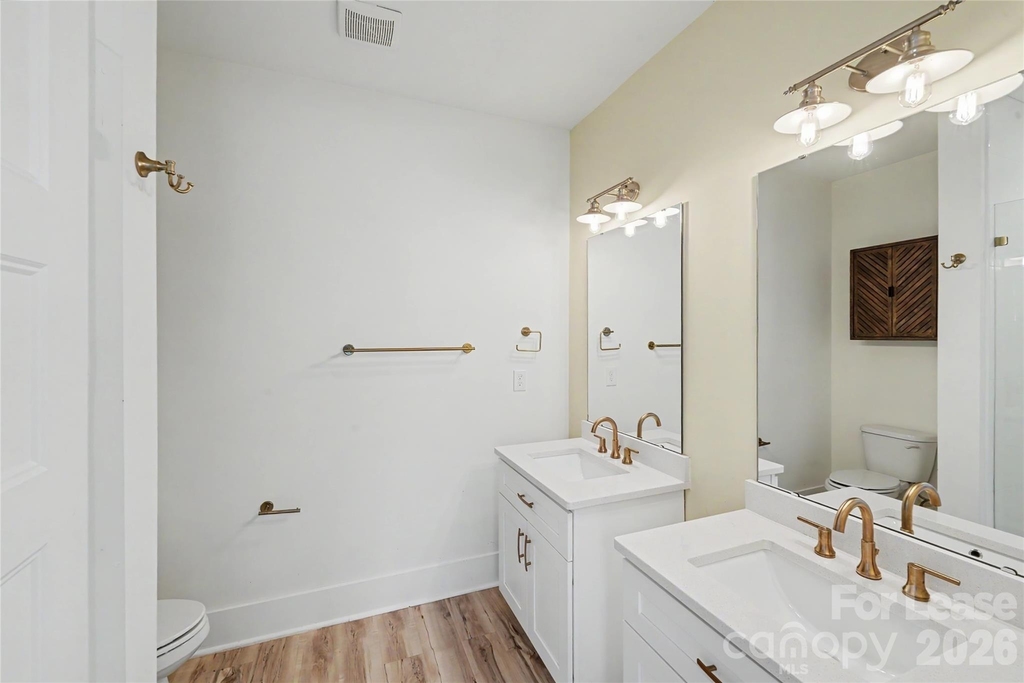 1521 Walton Road - Photo 4