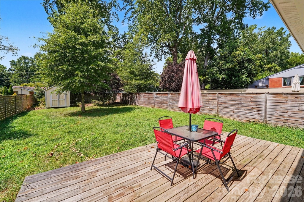 1521 Walton Road - Photo 29