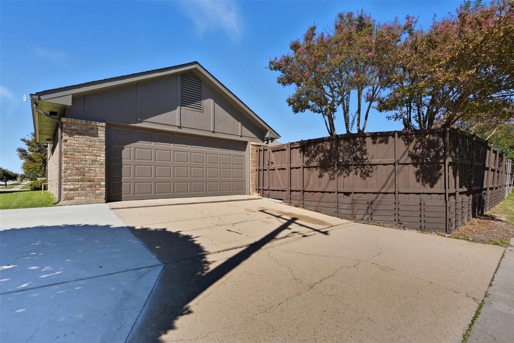 3512 Bender Trail - Photo 28