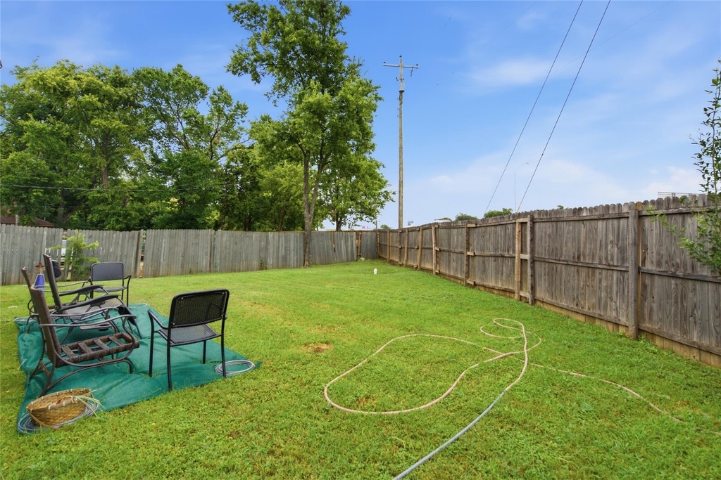 2900 Fitzhugh Avenue - Photo 23